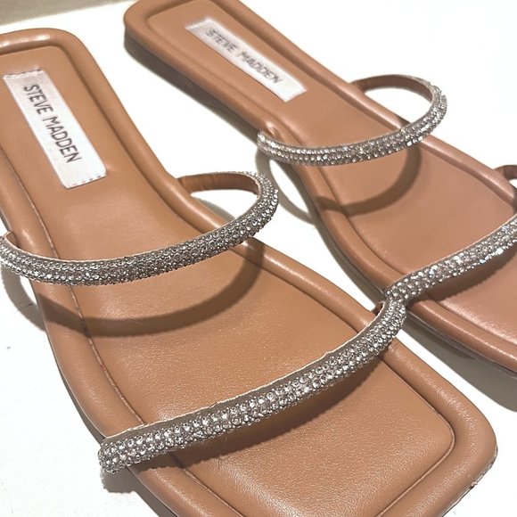 Steve Madden Tan and Silver Sandals - Picture 3 of 5